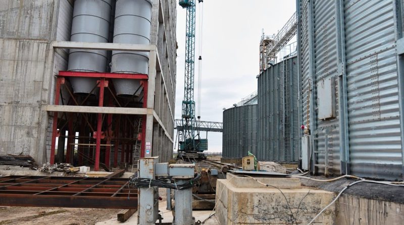 Завод, що перероблятиме кукурудзу на Черкащині, готовий  на 85 відсотків (фото)